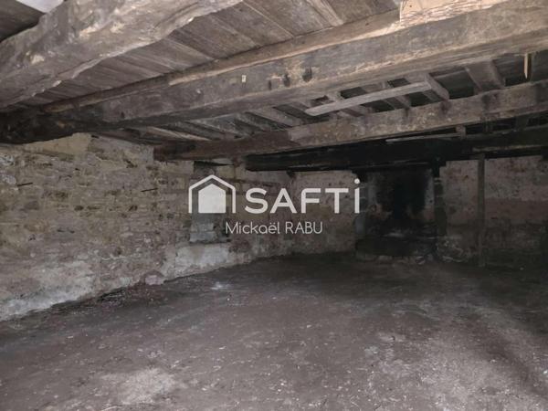 Maison en pierre- 2 chambres- 72 m²