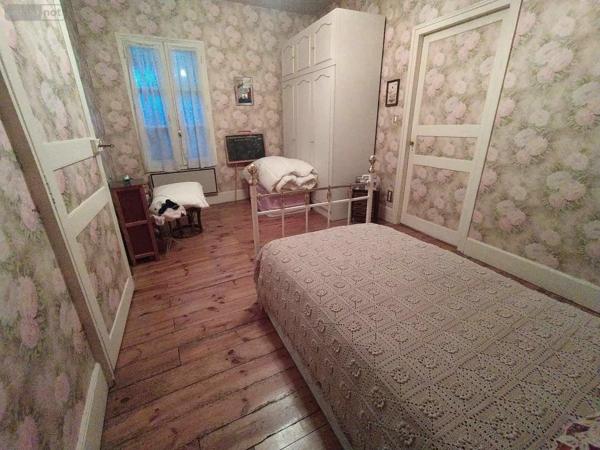 Immeuble à vendre à Maurs dans le Cantal (15600), ref : 059-1567