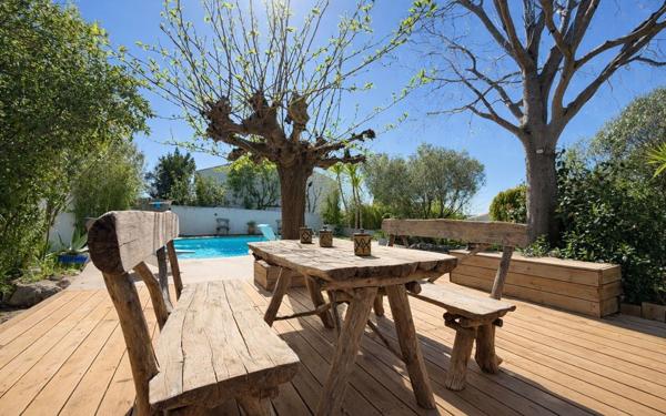 Maison à vendre    6 pièces •  Juvignac