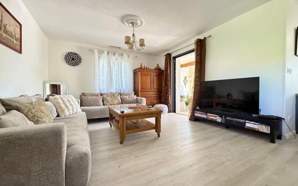 Maison à vendre    6 pièces •  Juvignac