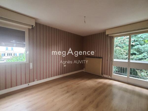 Maison à NERIS-LES-BAINS, 03310 - 9 pièces 162m²