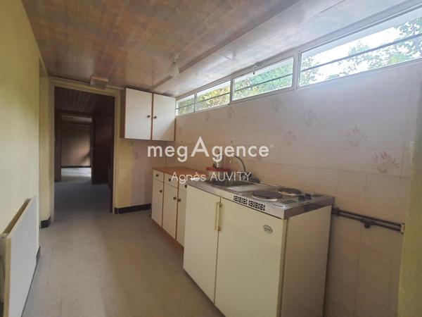 Maison à NERIS-LES-BAINS, 03310 - 9 pièces 162m²