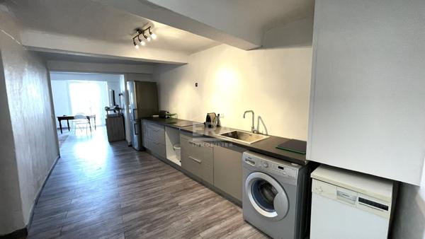 À vendre ? Superbe 3 pièces de caractère.