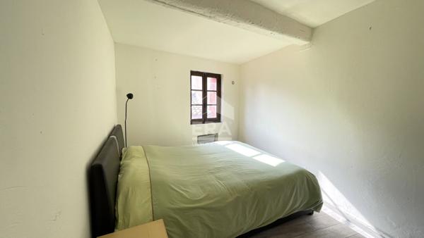 À vendre ? Superbe 3 pièces de caractère.