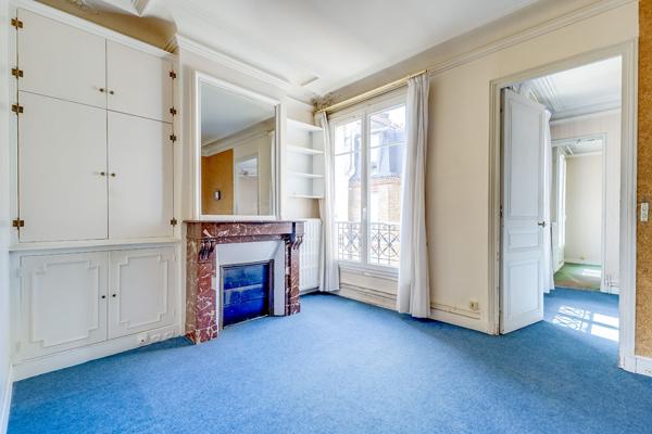 Appartement familial à rénover Paris 75017 Batignolles 4/5 pièces 84 m2