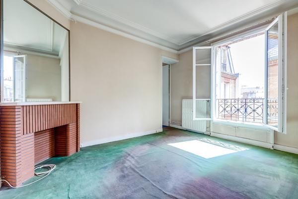 Appartement familial à rénover Paris 75017 Batignolles 4/5 pièces 84 m2