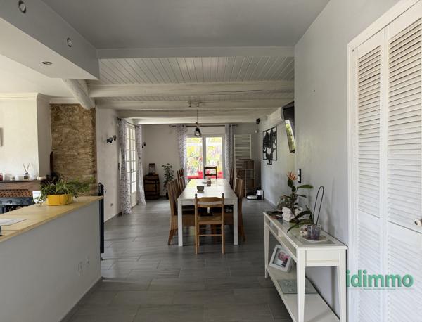 maison de campagne Suze-la-Rousse (26790)