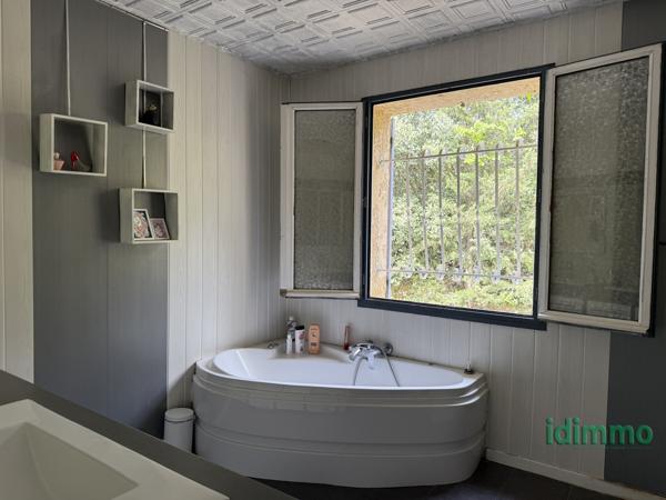 maison de campagne Suze-la-Rousse (26790)