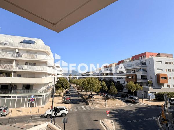 Location Appartement meublé 3 pièces 53.86 m² - 1 AVENUE GENERAL CARMILLE La Seyne Sur Mer 83500