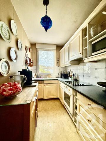 Appartement à vendre  2 pièces - 46,70 m2 ST DENIS - 93