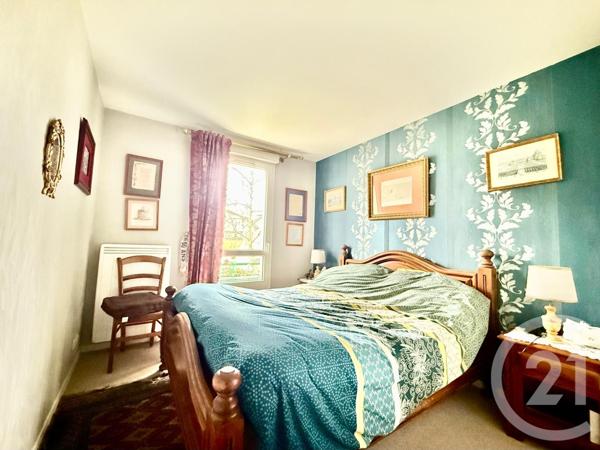 Appartement à vendre  2 pièces - 46,70 m2 ST DENIS - 93