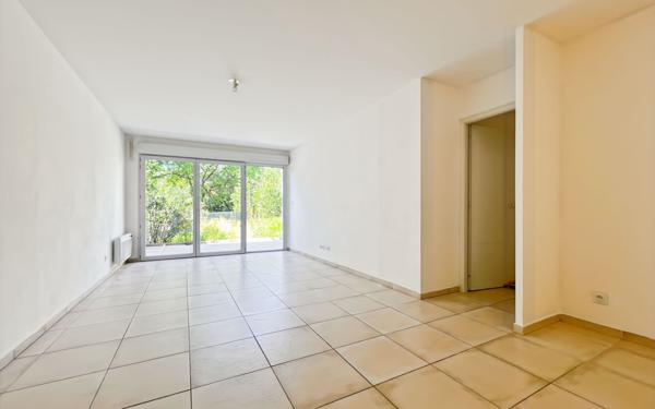 Appartement à vendre    3 pièces • 60,33 m2 Fréjus