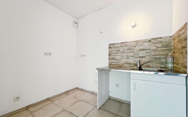 Appartement à vendre    3 pièces • 60,33 m2 Fréjus