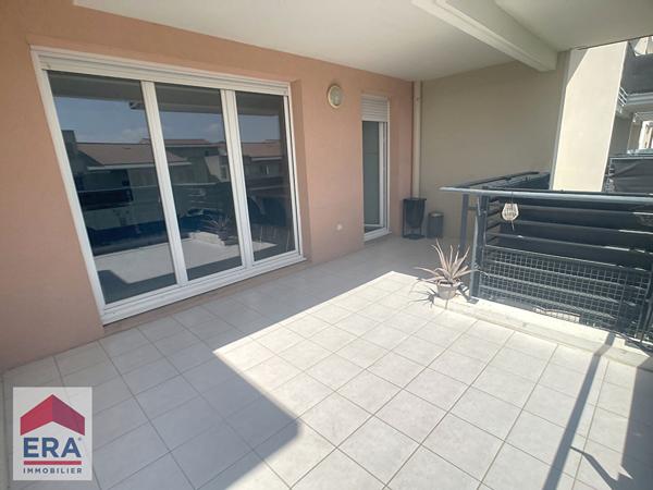 A louer type 3  Marseille 13014 Le Merlan Meublé terrasse parking privé