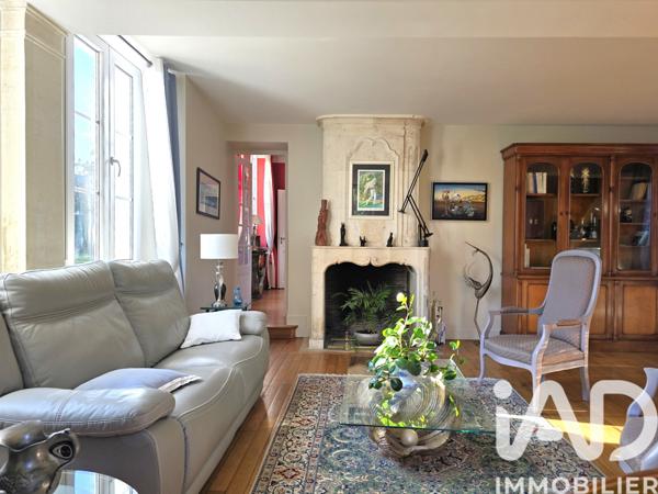 Maison à vendre 10 pièces 250 m² Cognac