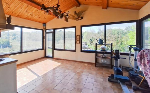 Maison à vendre    6 pièces •  Rians