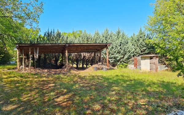 Maison à vendre    6 pièces •  Rians