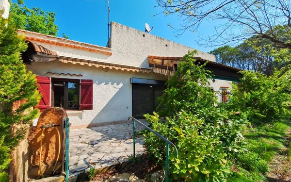 Maison à vendre    6 pièces •  Rians