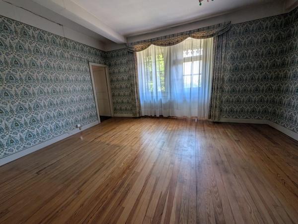 Maison à vendre |                                       Pierrefitte-Nestalas |                                        18 pièces  |  358 m²