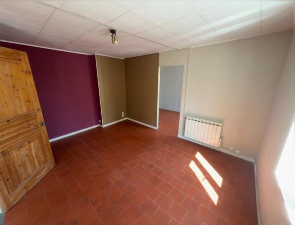 Maison 52m² avec terrain  constructible de 1690m²