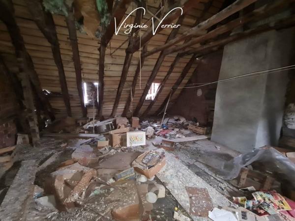 Immeuble à vendre 9 pièces de 130 m²