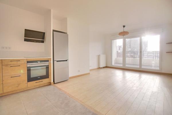 Appartement Saint Ouen Sur Seine 3 pièce(s) 64.08 m2