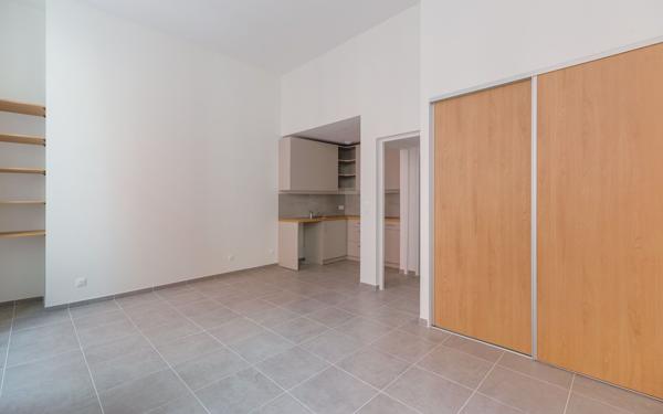 Appartement à vendre    1 pièce • 35 m2 Lyon 6