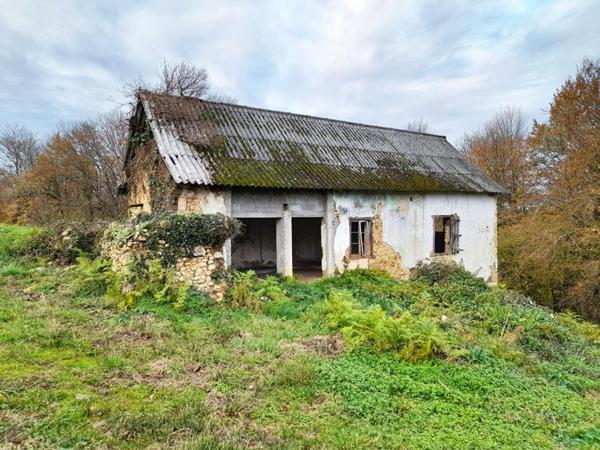 Propriété à rénover avec grand terrain et panorama sur les Pyrénées