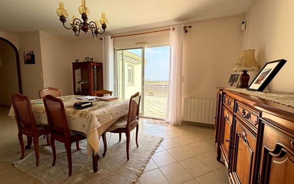 Maison à vendre    5 pièces •  Breuillet