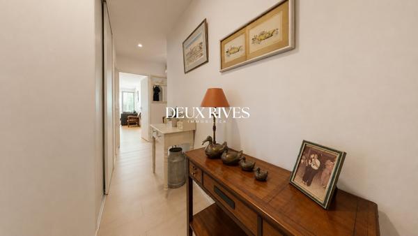 Beau T4 , 3 chambres au dernier étage avec ascenseur , terrasse et double parking