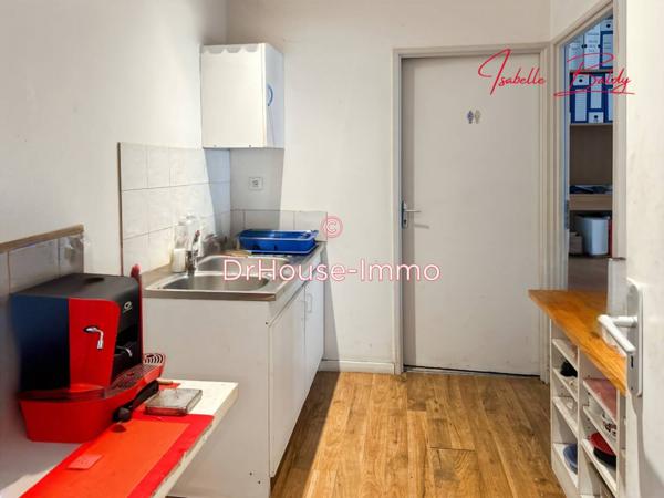 Bureau à vendre 6 pièces de 375 m²