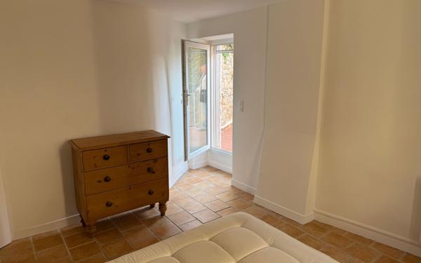 Maison à vendre    4 pièces •  Clarensac