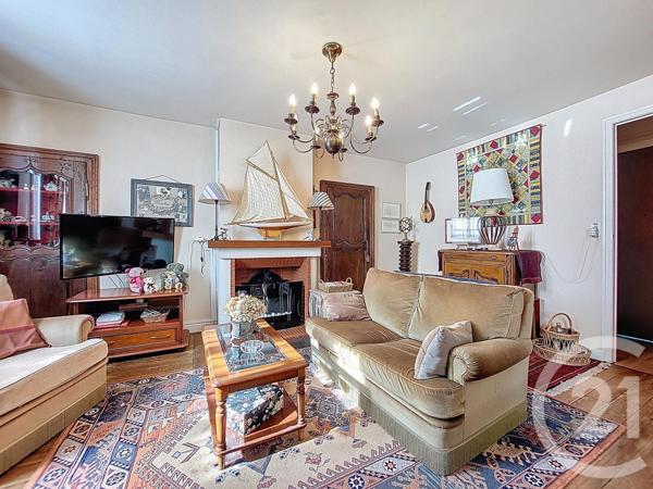 Maison à vendre  20 pièces - 387 m2 MIRECOURT - 88