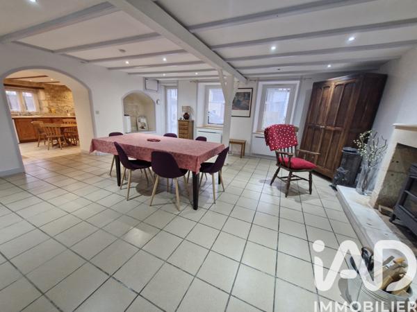 Maison à vendre 11 pièces 275 m² Saint-Savinien