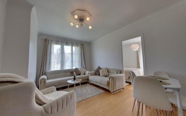 Appartement à vendre    3 pièces • 50,14 m2 Le Blanc-Mesnil