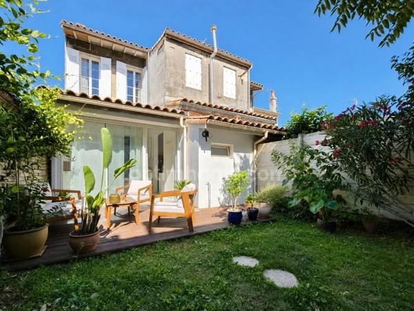 Bordeaux Saint-Jean / Nansouty – Appartement 3 pièces esprit maison avec cour-jardin privative et sous-sol