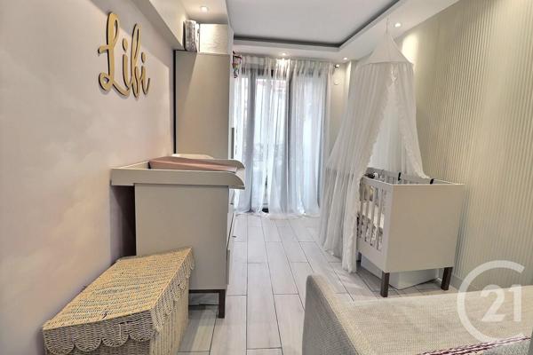Appartement à vendre  4 pièces - 78 m2 LES LILAS - 93