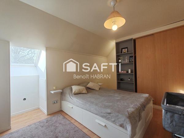 MAISON DE 200m2, 10 pièces, 7 chambres, terrain de 639M2