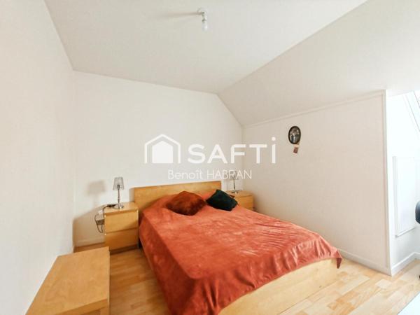 MAISON DE 200m2, 10 pièces, 7 chambres, terrain de 639M2