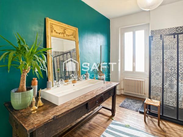 Maison de caractère 5 chambres 200m2 avec garage