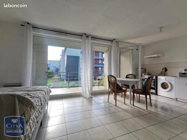 Appartement à louer 1 pièce 34.84m² Saint-Priest-en-Jarez (42270)