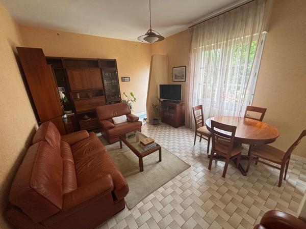 Bordeaux (33000) MAISON DE CHARME EN PLEIN COEUR DE ST AUGUSTIN