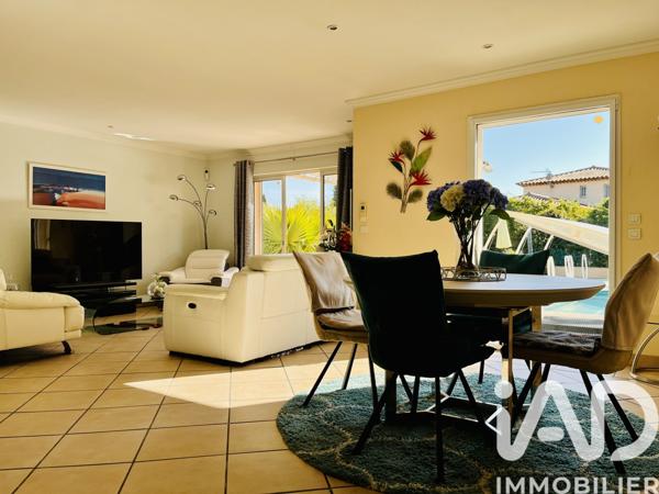 Maison à vendre 6 pièces 140 m² Puget-sur-Argens