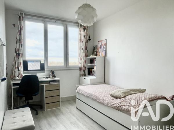 Appartement à vendre 4 pièces 67 m² Meudon-la-Forêt