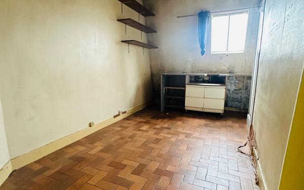 Appartement à vendre    1 pièce • 9,65 m2 Paris 16