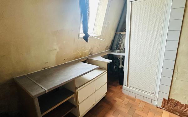 Appartement à vendre    1 pièce • 9,65 m2 Paris 16