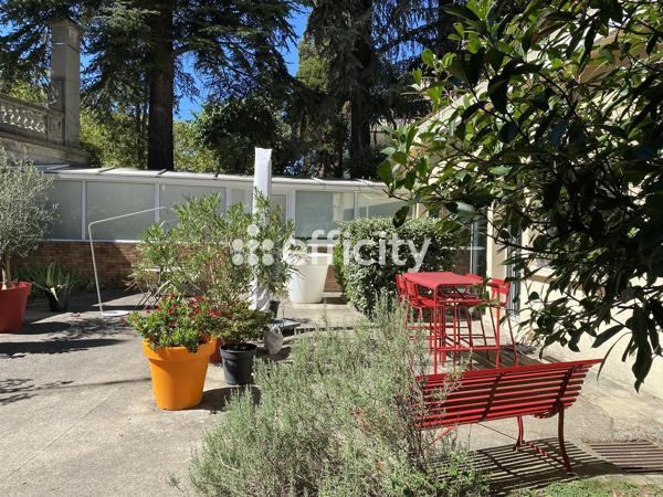 Maison
         5 pièces
        - 149 m² Exclusivité 257 000 € *