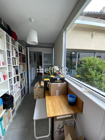 Maison
         5 pièces
        - 149 m² Exclusivité 257 000 € *