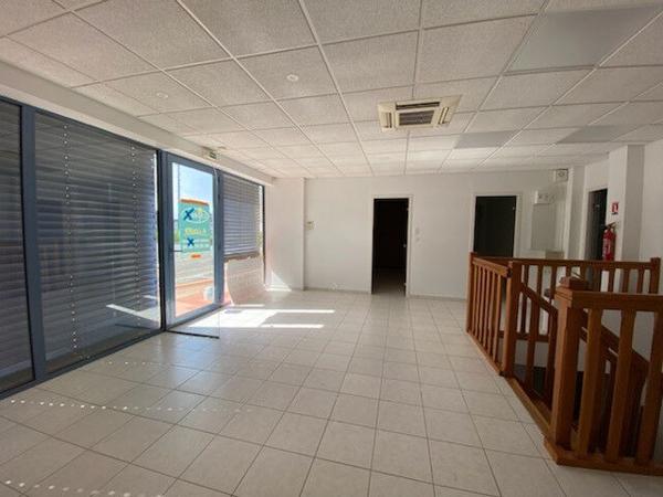 Bureaux L'Isle Jourdain 219.89m²