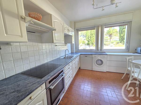 Appartement T3 à vendre  3 pièces - 84,58 m2 TOULON - 83
